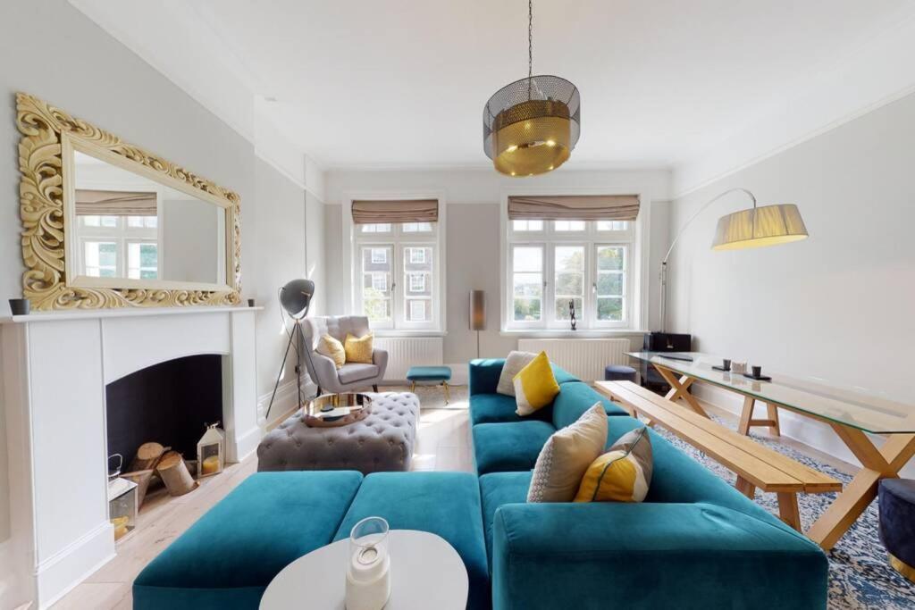 Modern 2 Bed Flat - The Black Dog Pub - 6 Mins From Vauxhall Station Лондон